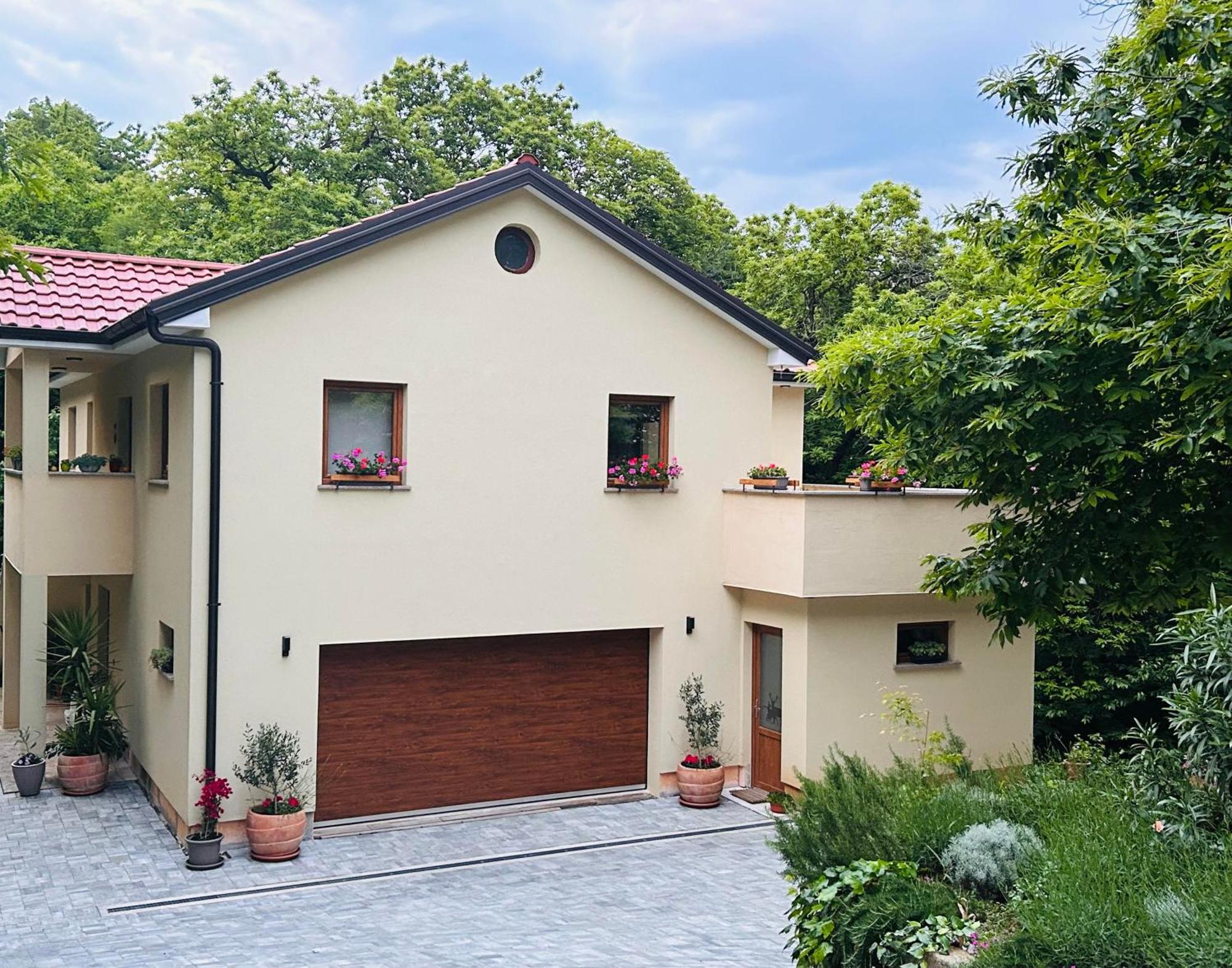 Apartment With A Terrace Forest Home Lullula Veprinac Extérieur photo